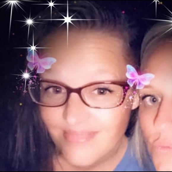 Meet your Posher, Stoney - Picture 2 of 3